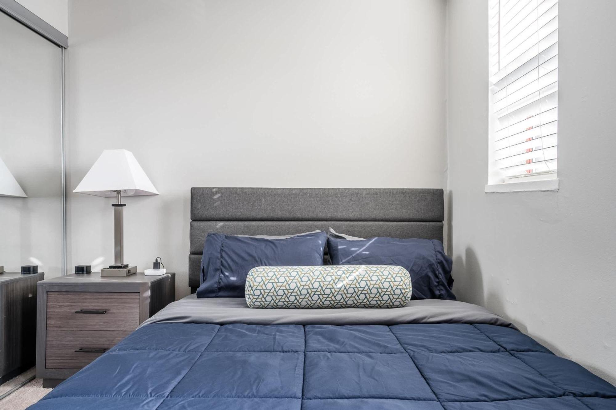 Modern Mass Ave 1br With Kitchen Indianapolis