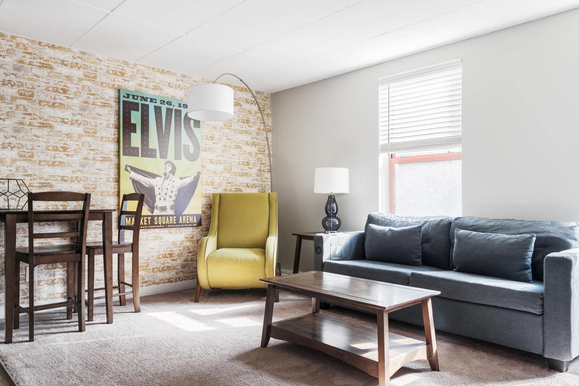 Modern Mass Ave 1br With Kitchen Indianapolis